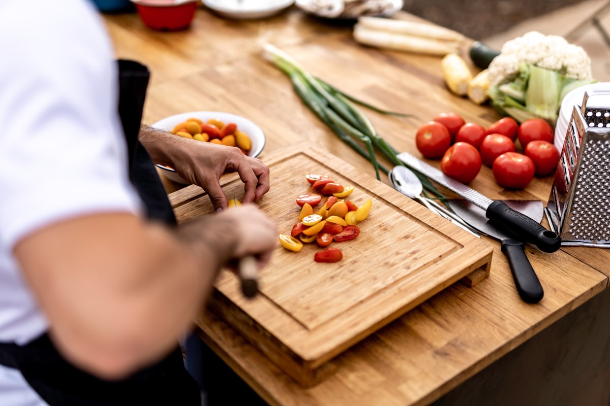 Fresh salads with wholesome dressings